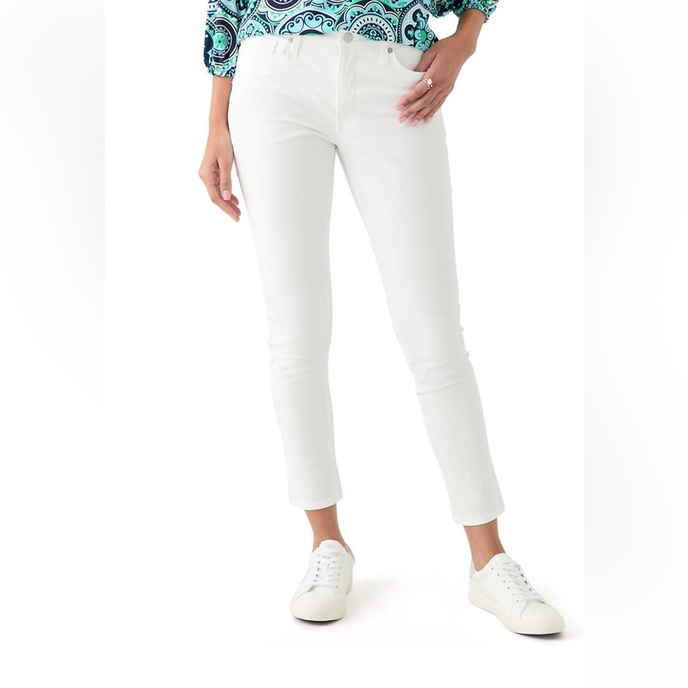 Crown & Ivy Women's Crisp White Skinny Jeans